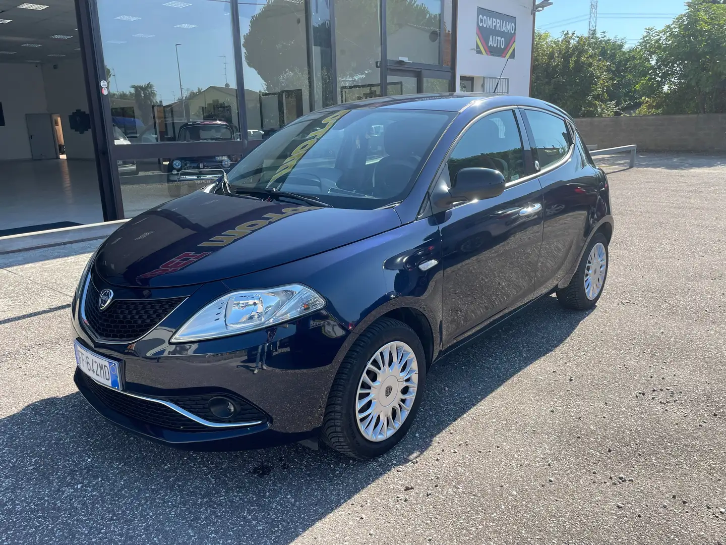Lancia Ypsilon Ypsilon 1.2 Silver ecochic Gpl 69cv X NEOPATENTATI Blau - 1
