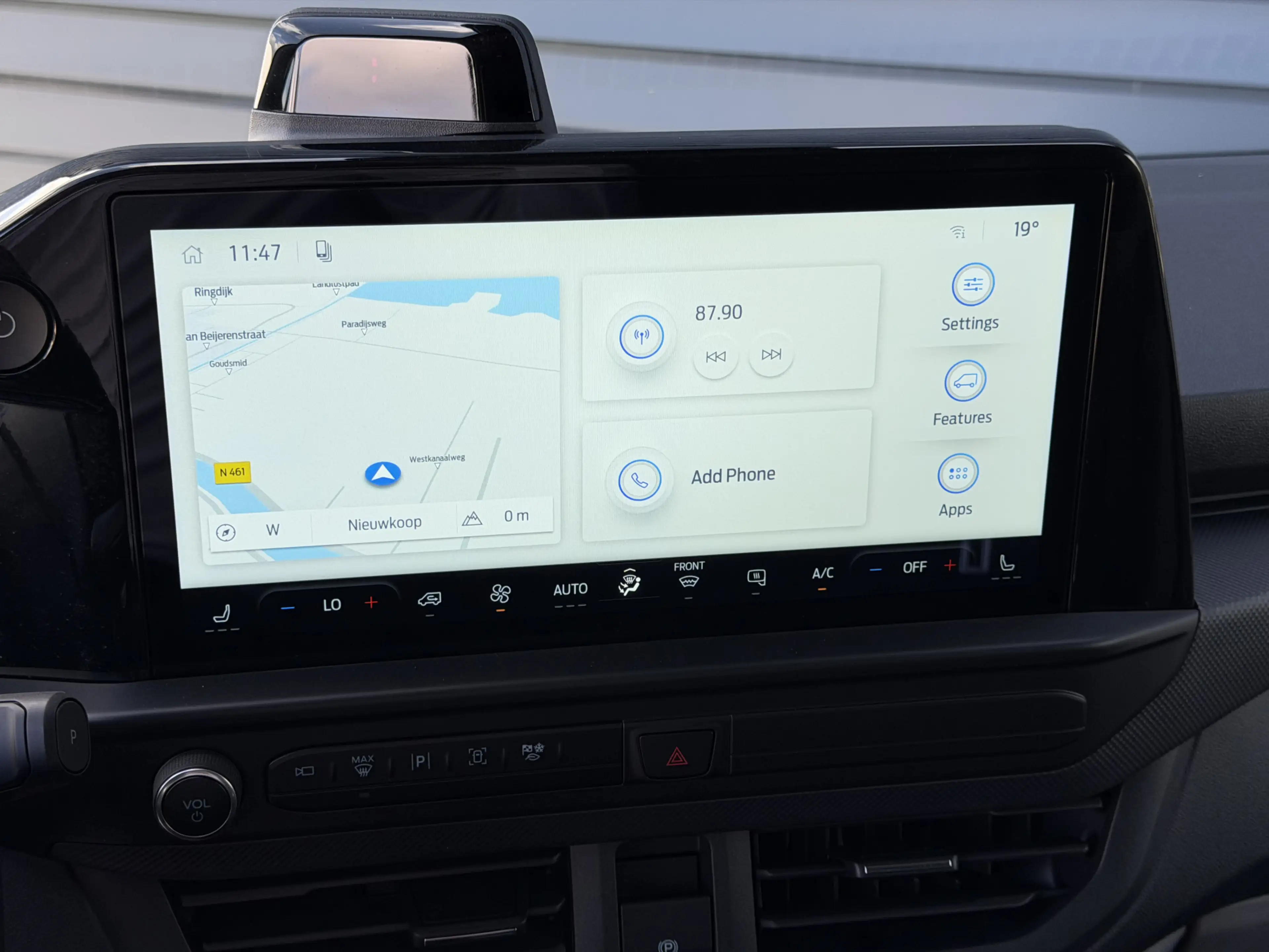 Ford Transit Custom E-Transit 340 L2H1 Limited 71 kWh | 360 Camera | P — photo 11