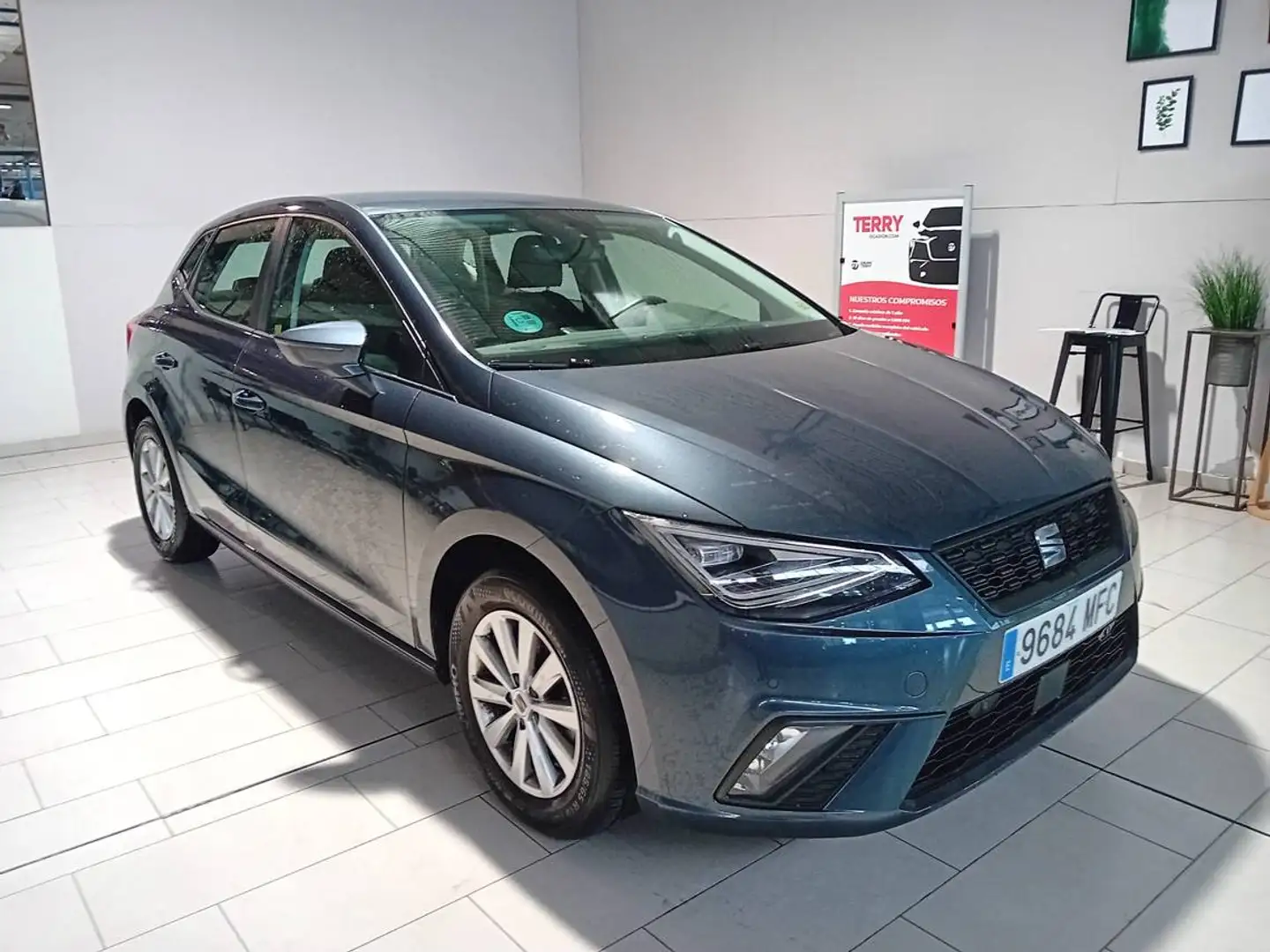 SEAT Ibiza 1.0 TSI S&S Style XM 110 Bleu - 1
