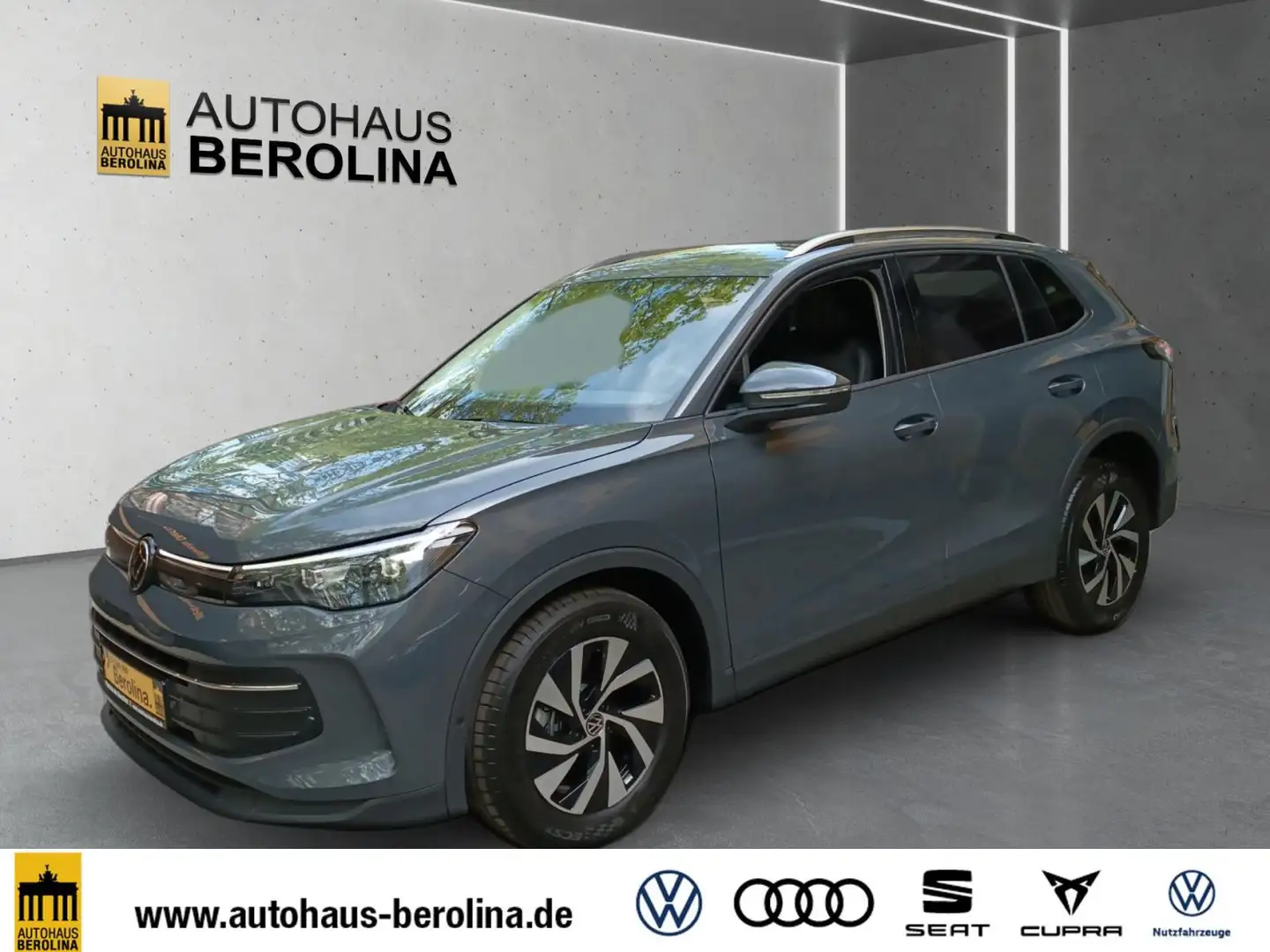 Volkswagen Tiguan 1.5 eTSI Life Plus DSG *ACC*R-CAM*LED+* Grijs - 2