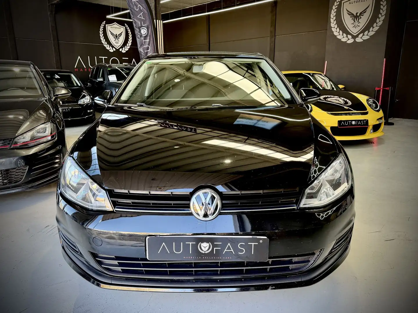 Volkswagen Golf 1.6TDI CR BMT Bluemotion 110 Noir - 2