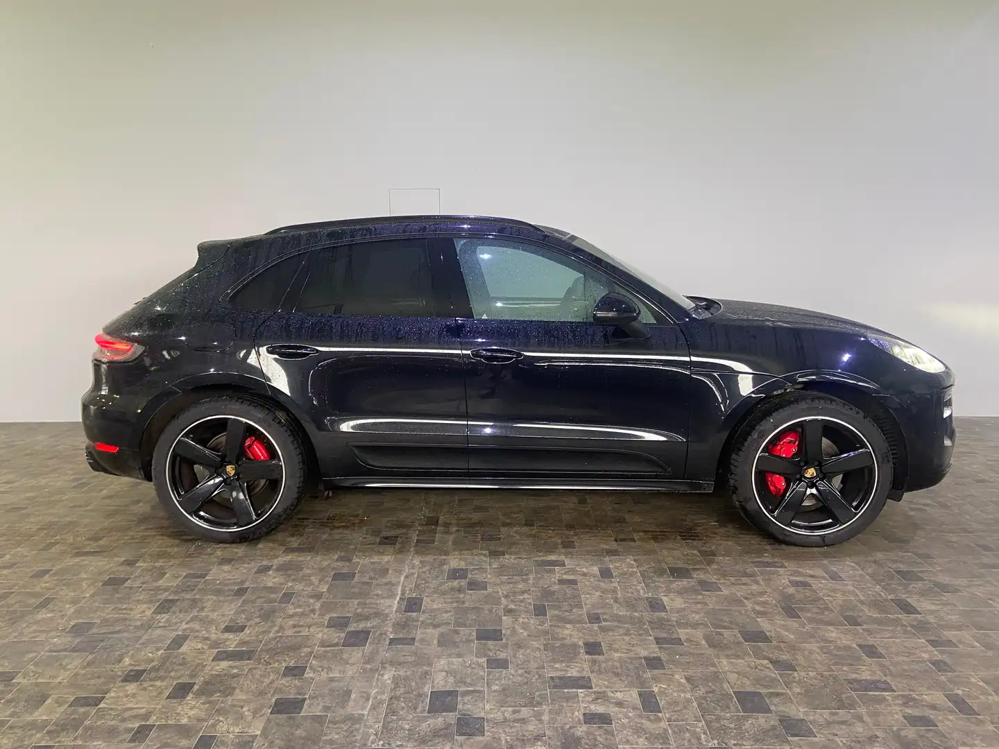 Porsche Macan 3,0 GTS, Sport Chrono, Pano, Luft, Kamera, Bose Schwarz - 2