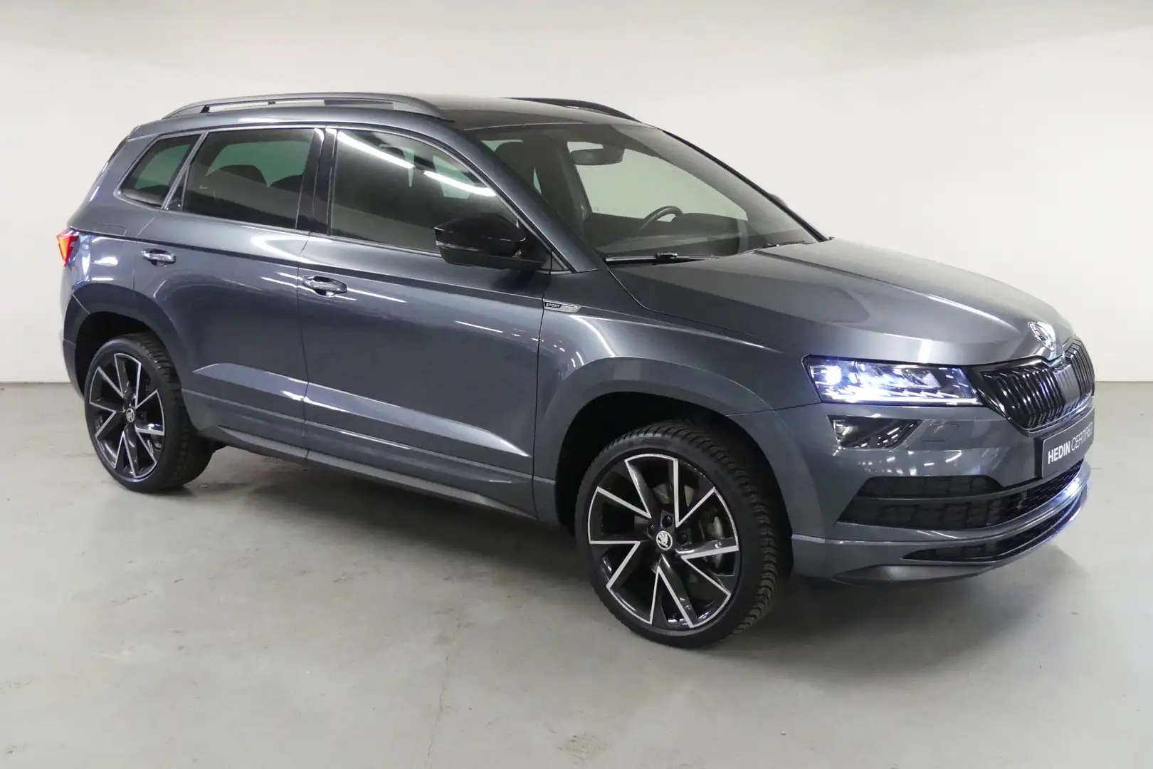 Skoda Karoq 1.5 TSI ACT Business Edition | Automaat | Sportlin Grijs - 2