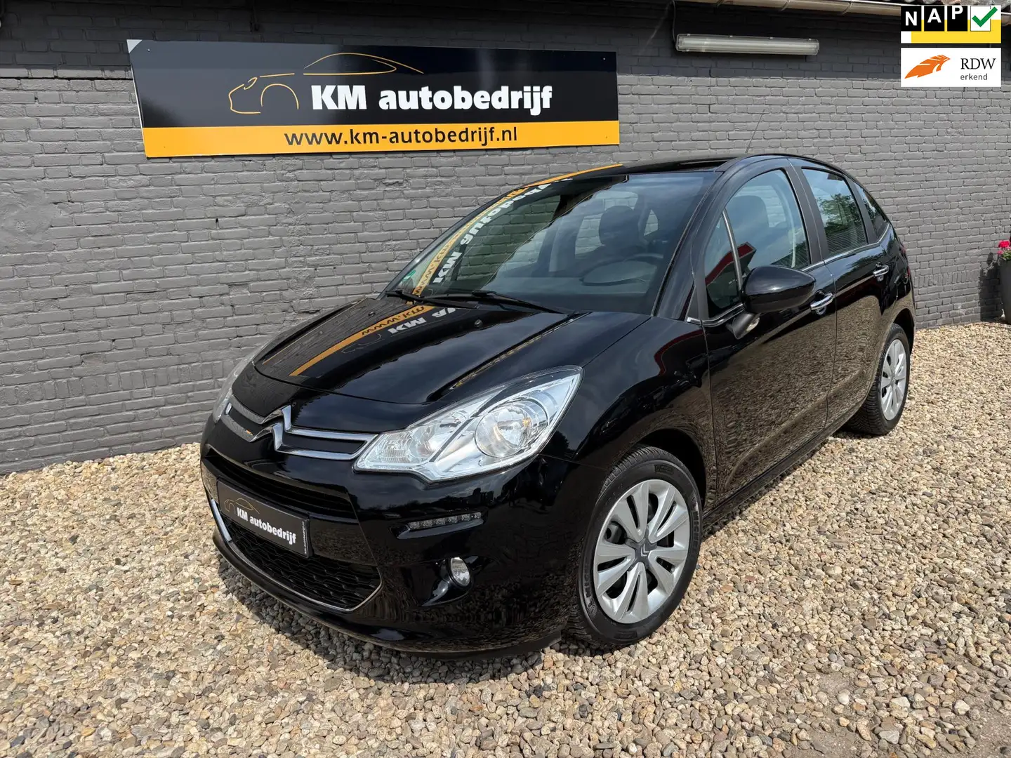 Citroen C3 1.2 PureTech Exclusive*Clima*Cruise*Dealeronderhou Zwart - 1