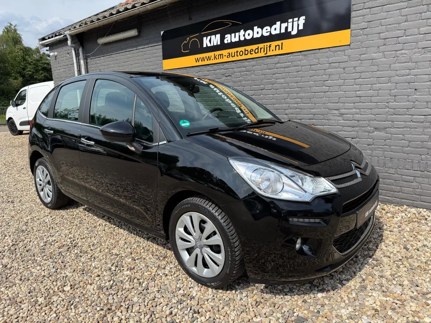Citroen C3 1.2 PureTech Exclusive*Clima*Cruise*Dealeronderhou Zwart - 2