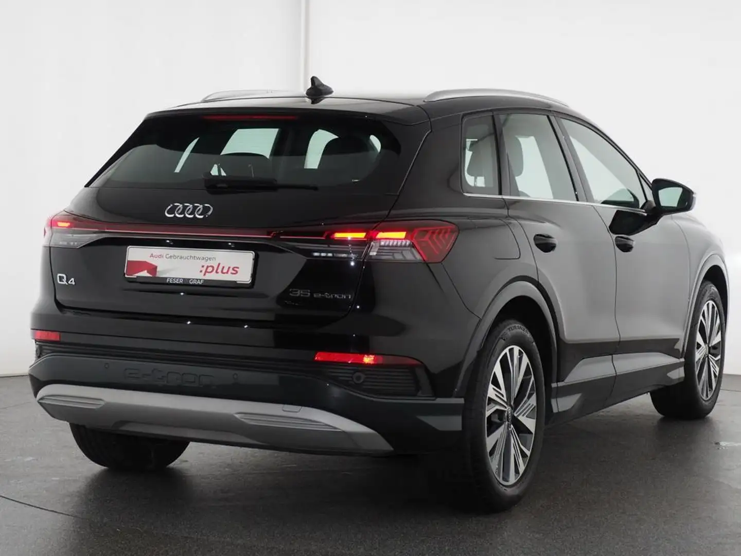 Audi Q4 e-tron 35 e-tron Navi / Pano/ LED / PDC plus Schwarz - 2