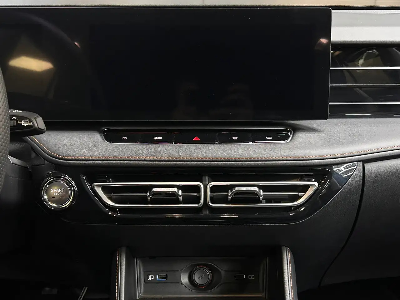MG HS 1.5 TGDI Luxury >NAV+360+VIRTU+ACC+LEDER+SHZ+, миниатюра 21
