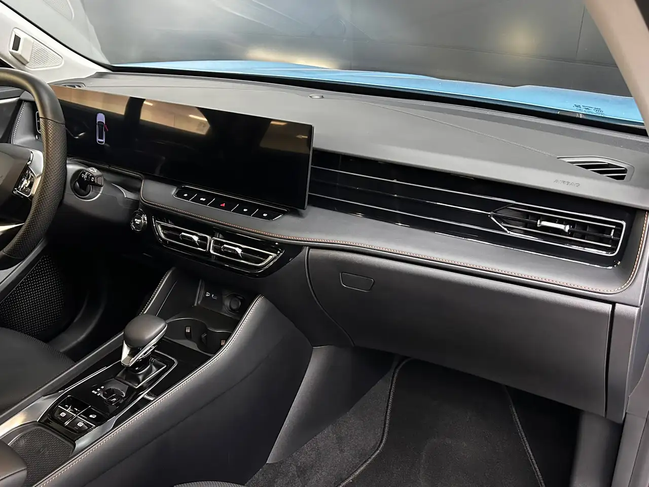 MG HS 1.5 TGDI Luxury >NAV+360+VIRTU+ACC+LEDER+SHZ+, миниатюра 14