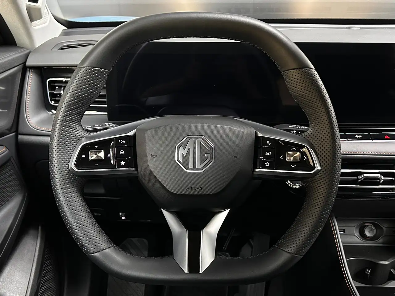 MG HS 1.5 TGDI Luxury >NAV+360+VIRTU+ACC+LEDER+SHZ+, миниатюра 15