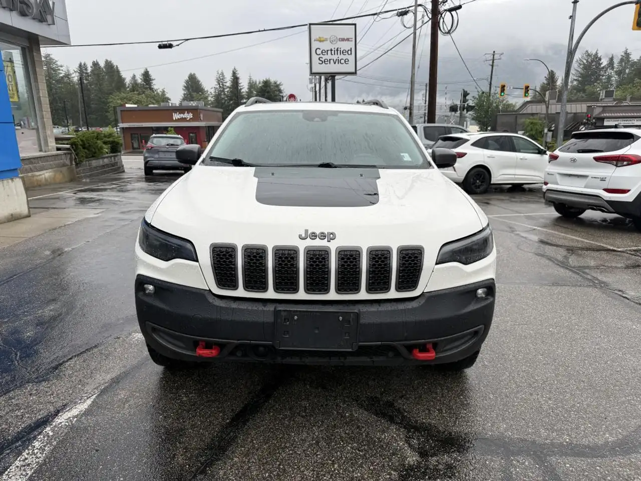 Jeep Cherokee снимка Jeep Cherokee