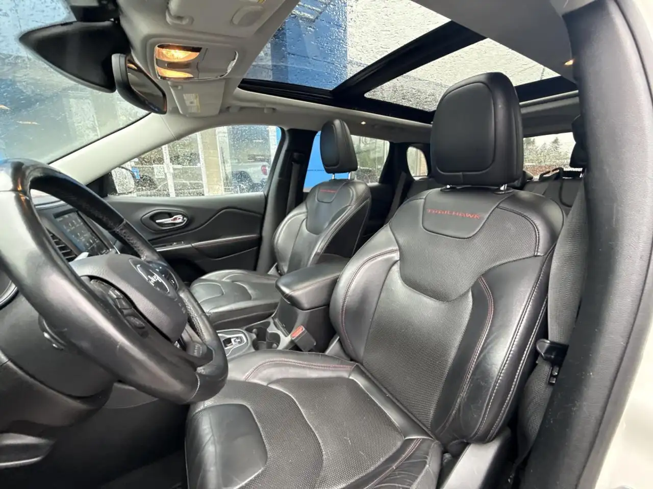 Jeep Cherokee снимка Jeep Cherokee