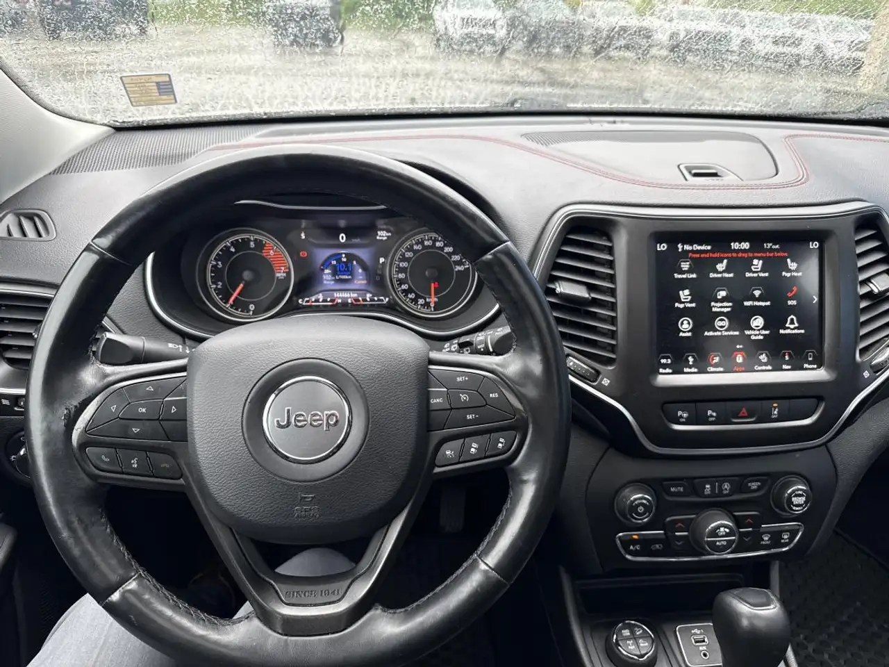 Jeep Cherokee снимка Jeep Cherokee