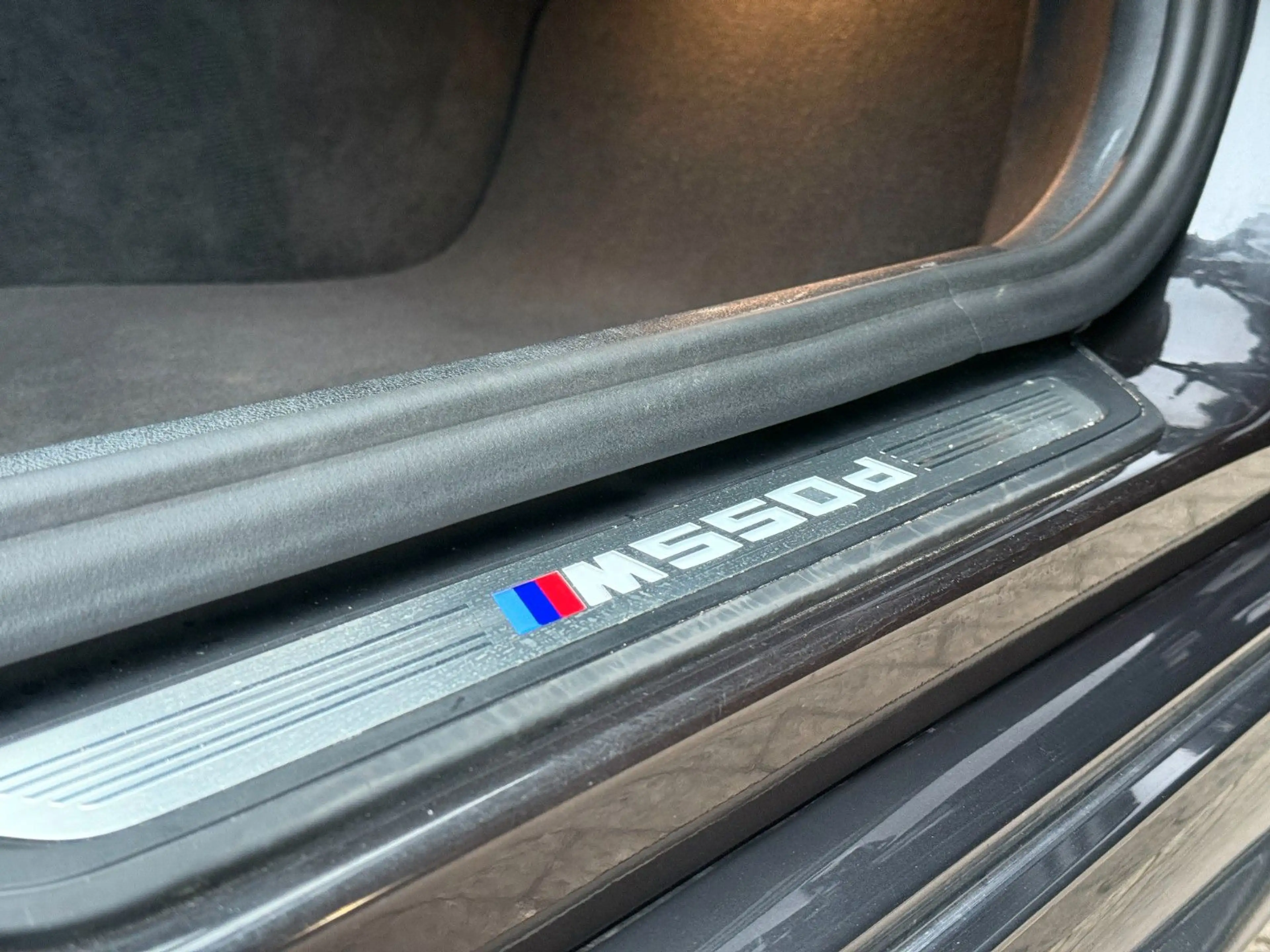 BMW 550 5 Touring M550 d xDrive*1. HAND*HEAD*GARANT — photo 13