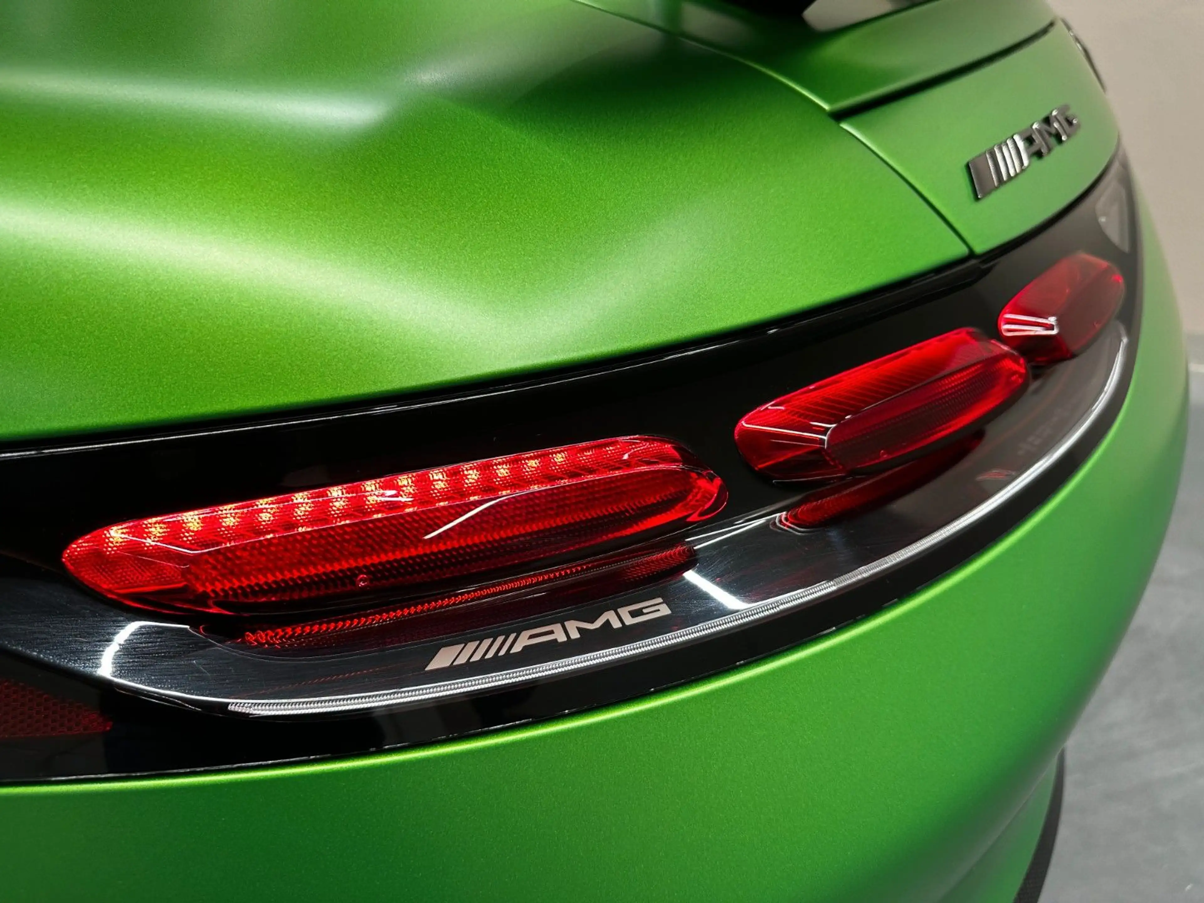 Mercedes-Benz AMG GT 63 PRO 4M+*CARBON*KERAMIK*PANO*BURM*MAGNO* — photo 9
