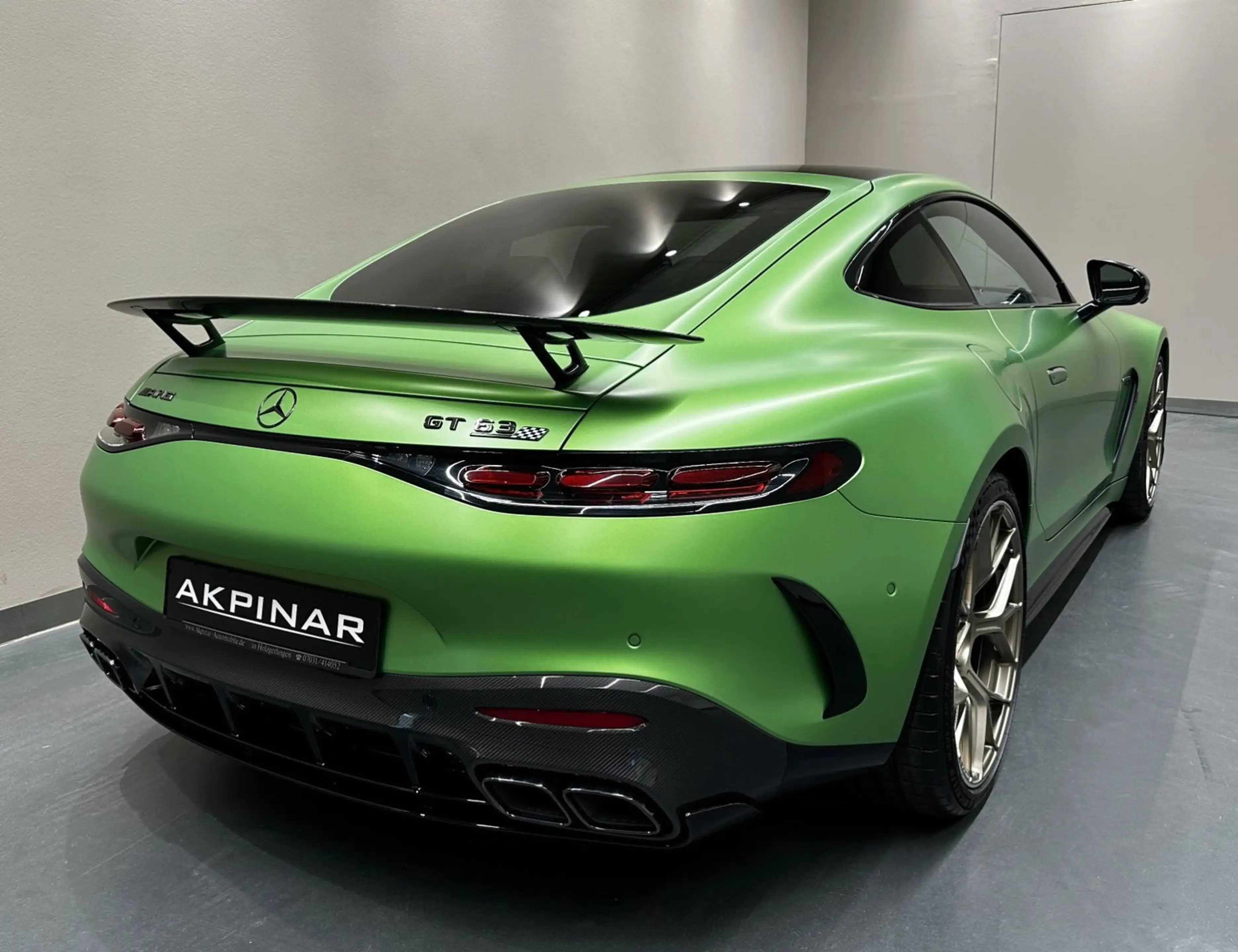 Mercedes-Benz AMG GT 63 PRO 4M+*CARBON*KERAMIK*PANO*BURM*MAGNO* — photo 12