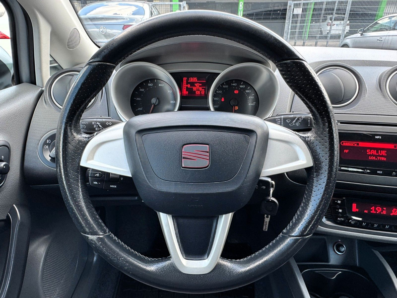 SEAT Ibiza 1.4 Style Copa *Klima/SHZ/Tempo./5-Türig* — photo 11