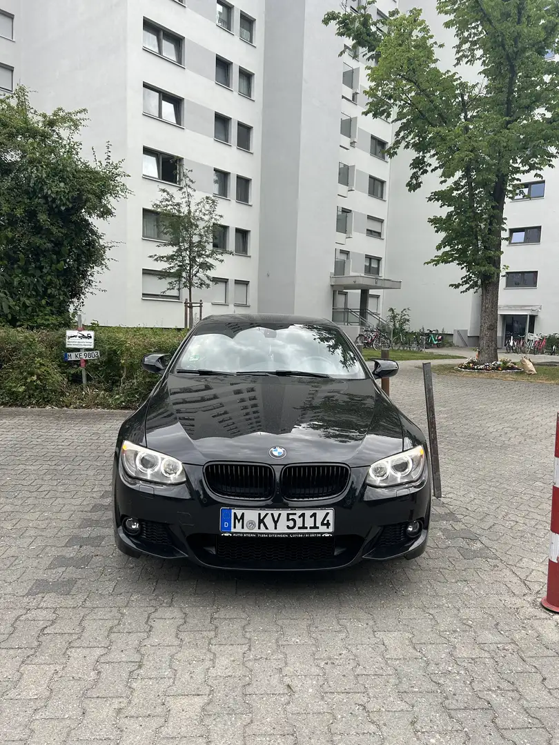 BMW 320 320i E93 LCI Schwarz - 2