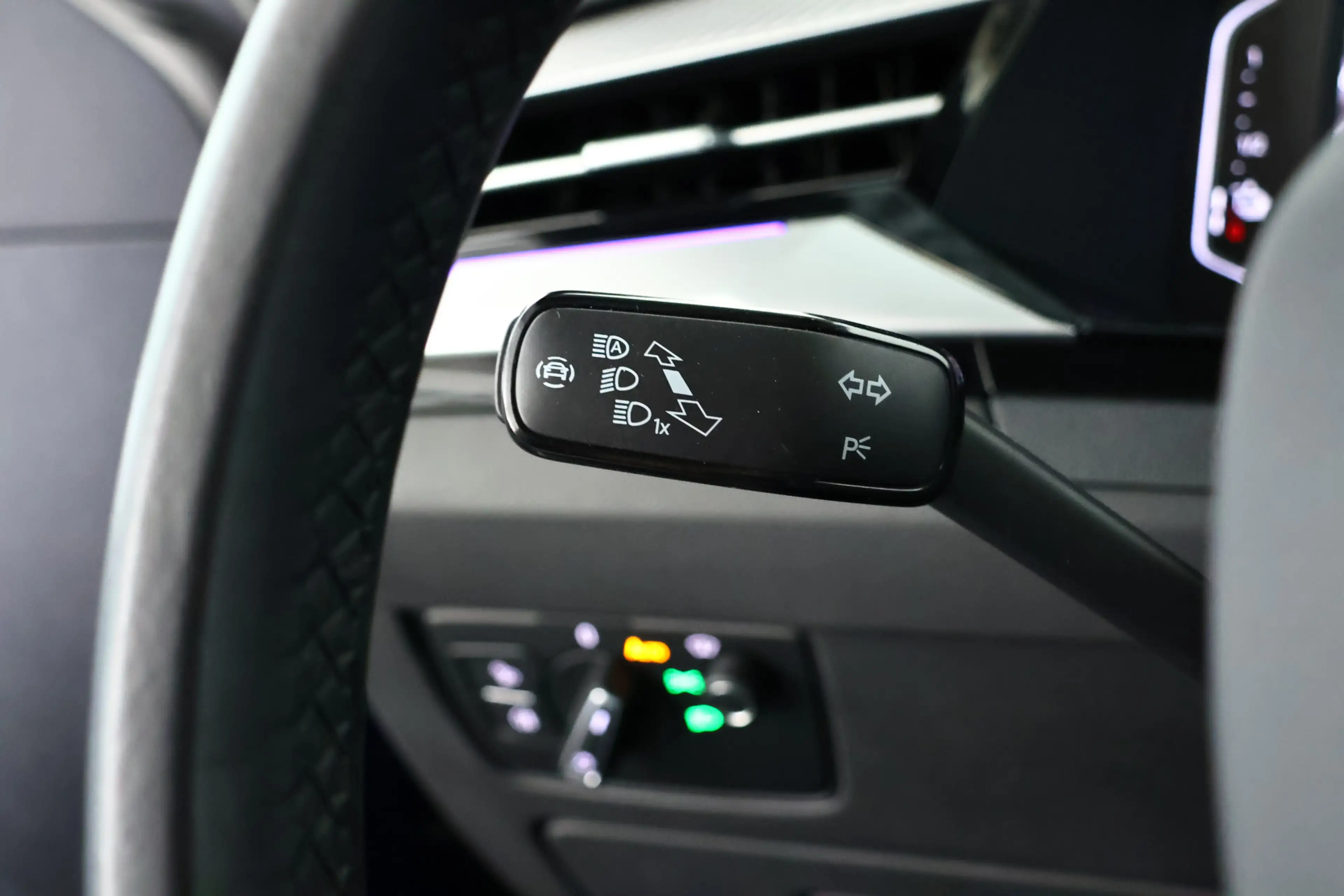 Volkswagen Arteon Shooting Brake 1.4 TSI eHybrid R-Line+ SOH 98% / P — photo 26