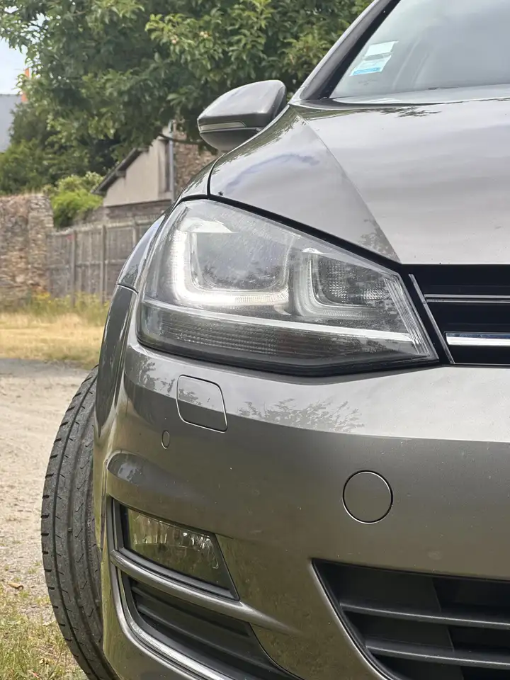 Volkswagen Golf Standard Model — photo 3