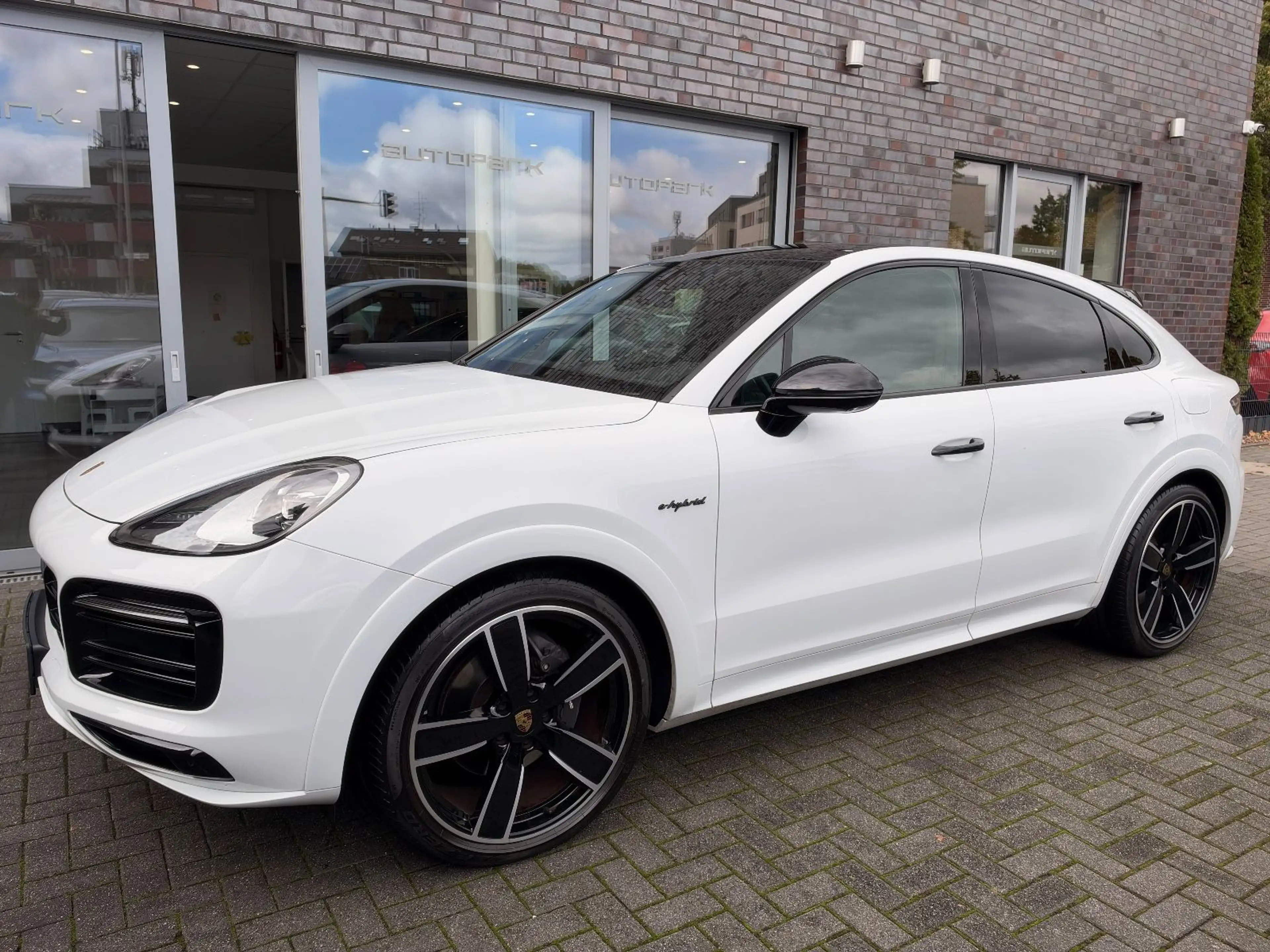 Porsche Cayenne Coupe Platinum Sport Design BOSE 22"LUFT — photo 13