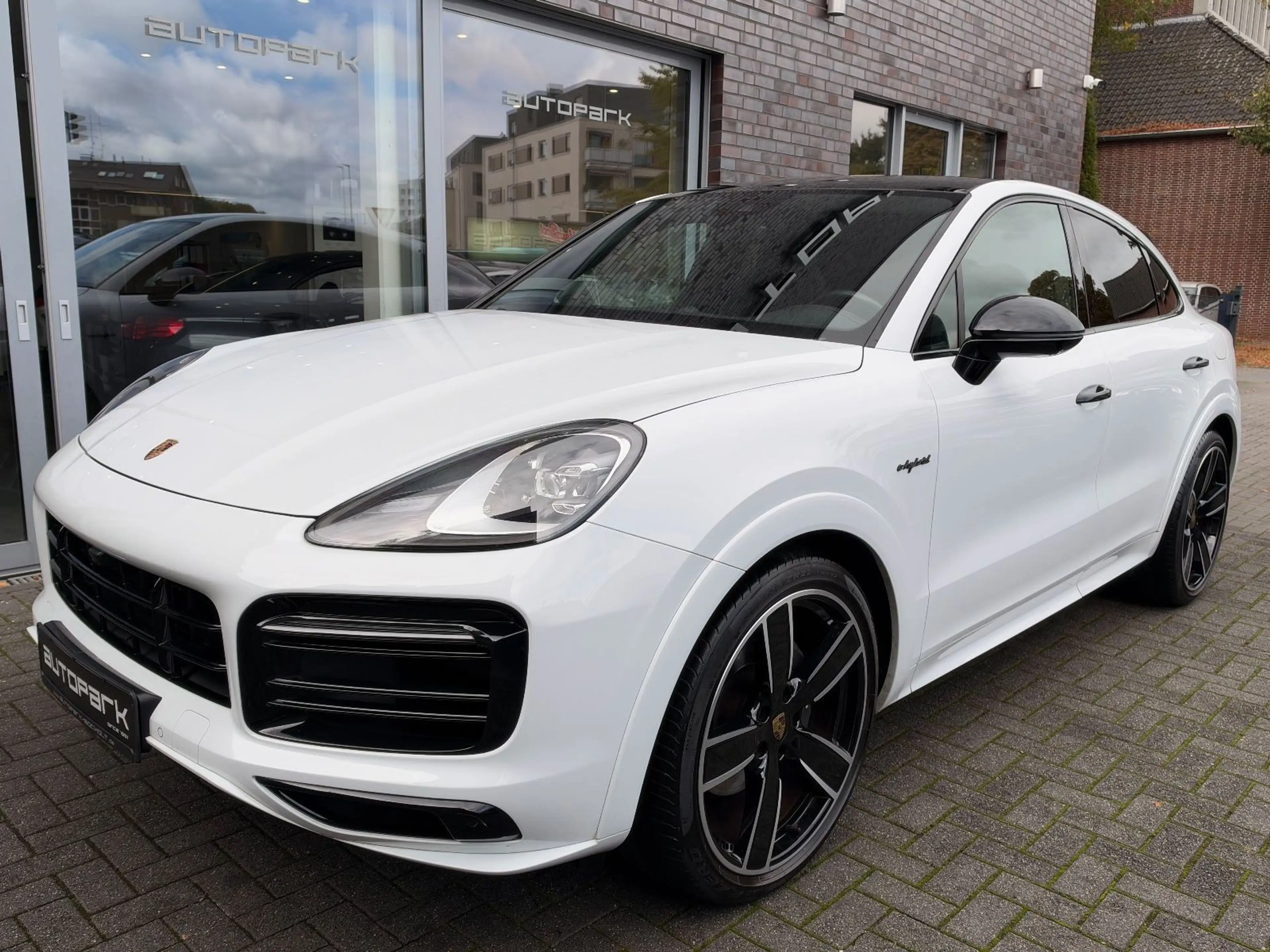 Porsche Cayenne Coupe Platinum Sport Design BOSE 22"LUFT