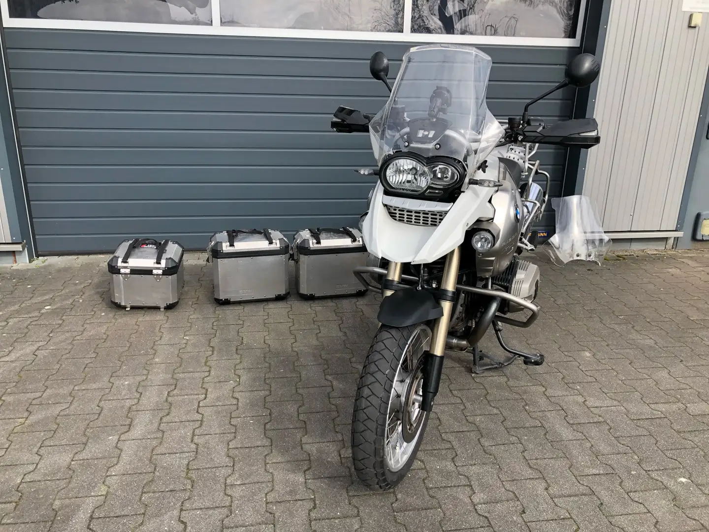 BMW R 1200 White - 1