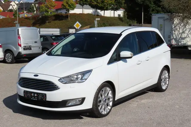 Ford Grand C-Max "Titanium" Klimaaut Sitzheiz Bi-Xenon