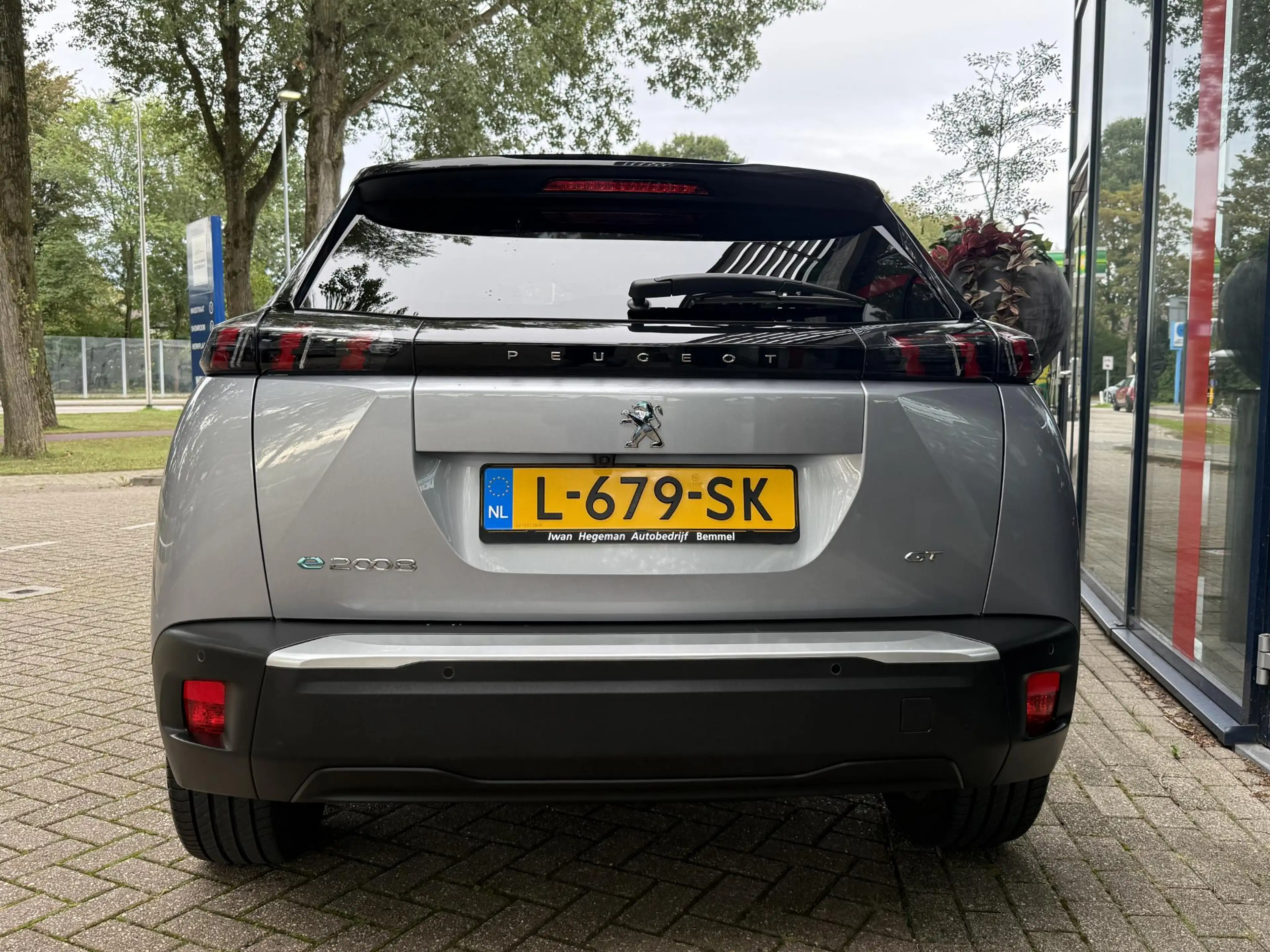 Peugeot e-2008 EV GT Pack 50 kWh | Panoramadak | Navigatie | ECC — photo 6