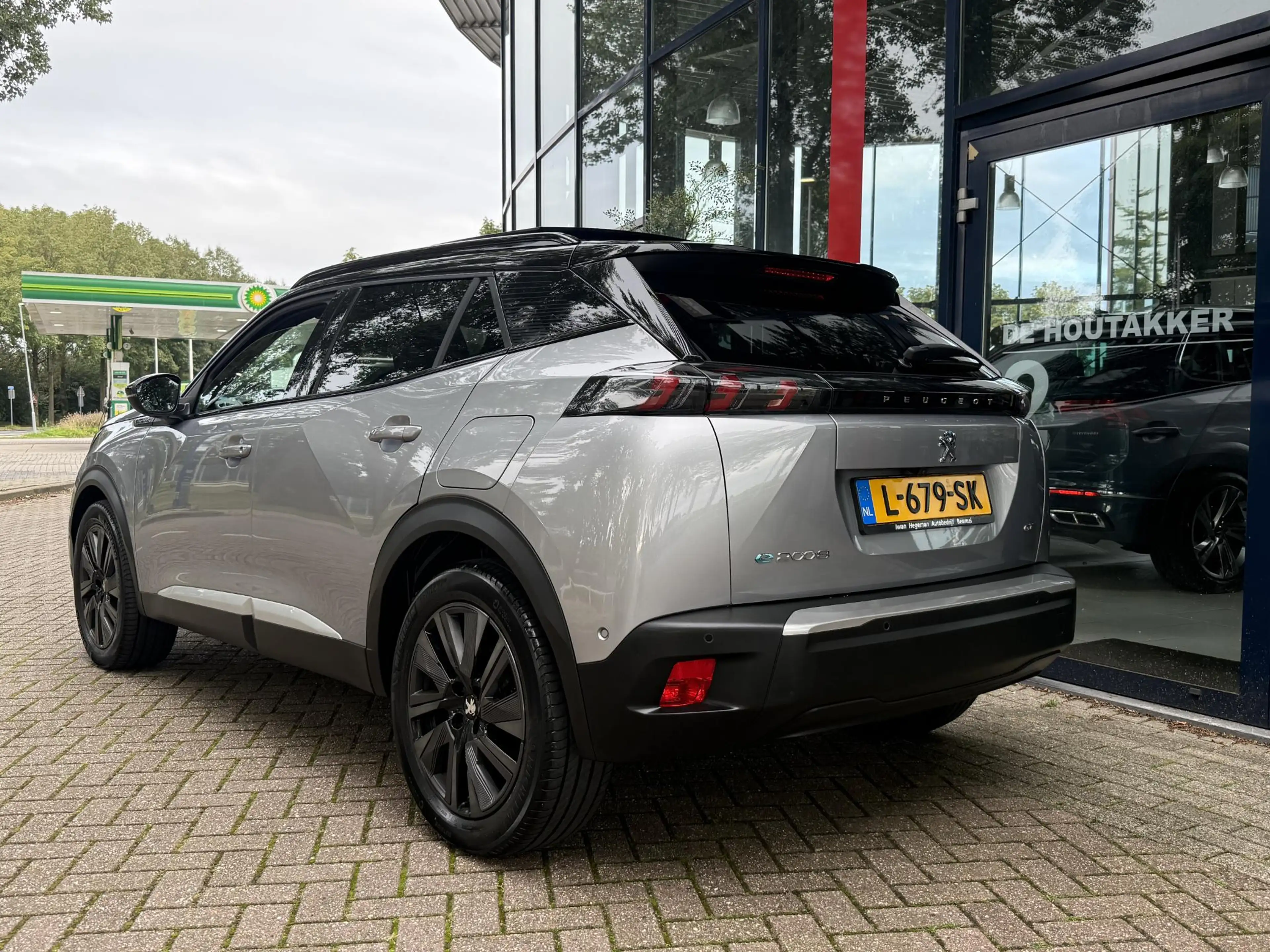 Peugeot e-2008 EV GT Pack 50 kWh | Panoramadak | Navigatie | ECC — photo 5