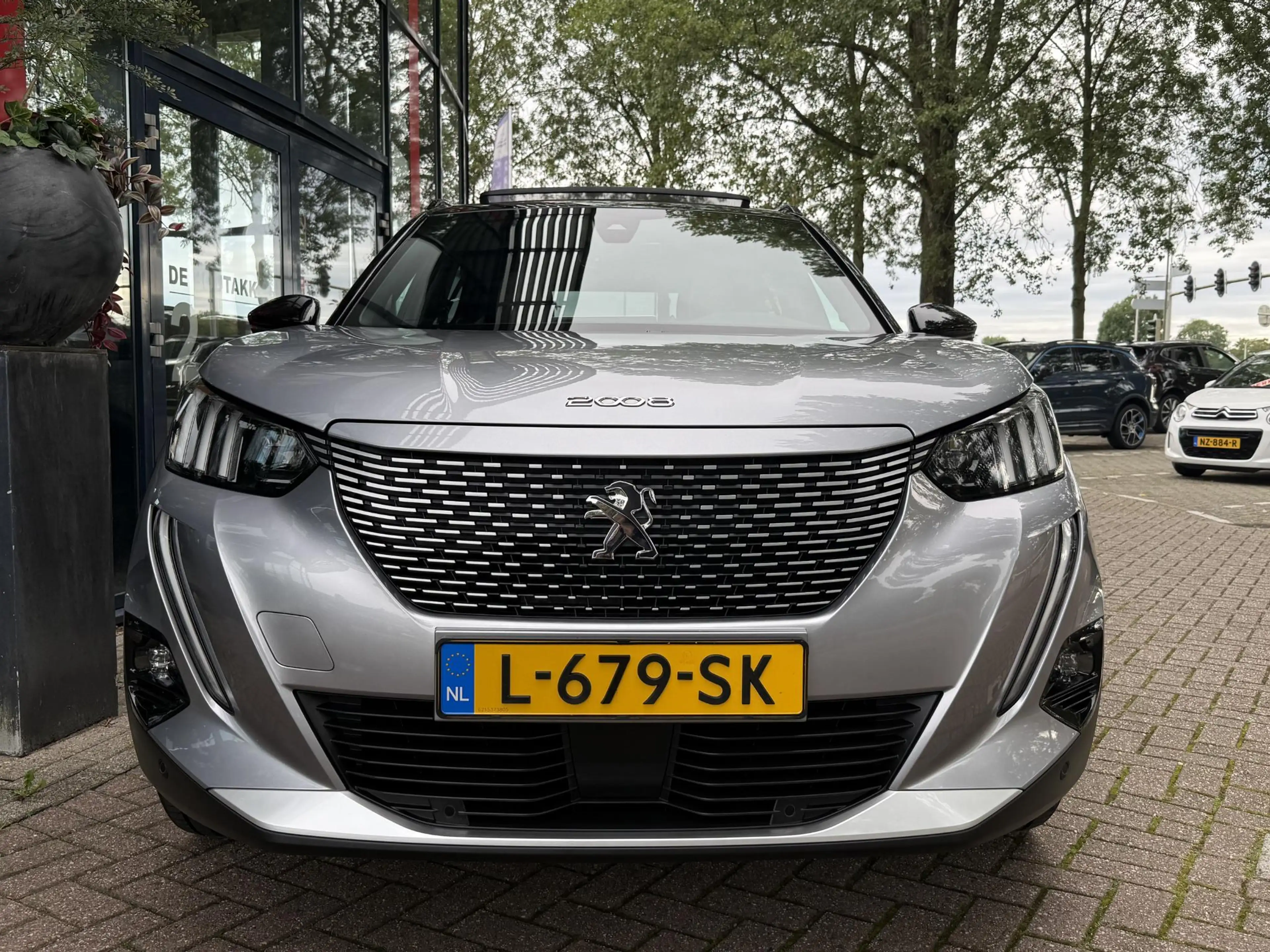 Peugeot e-2008 EV GT Pack 50 kWh | Panoramadak | Navigatie | ECC — photo 7