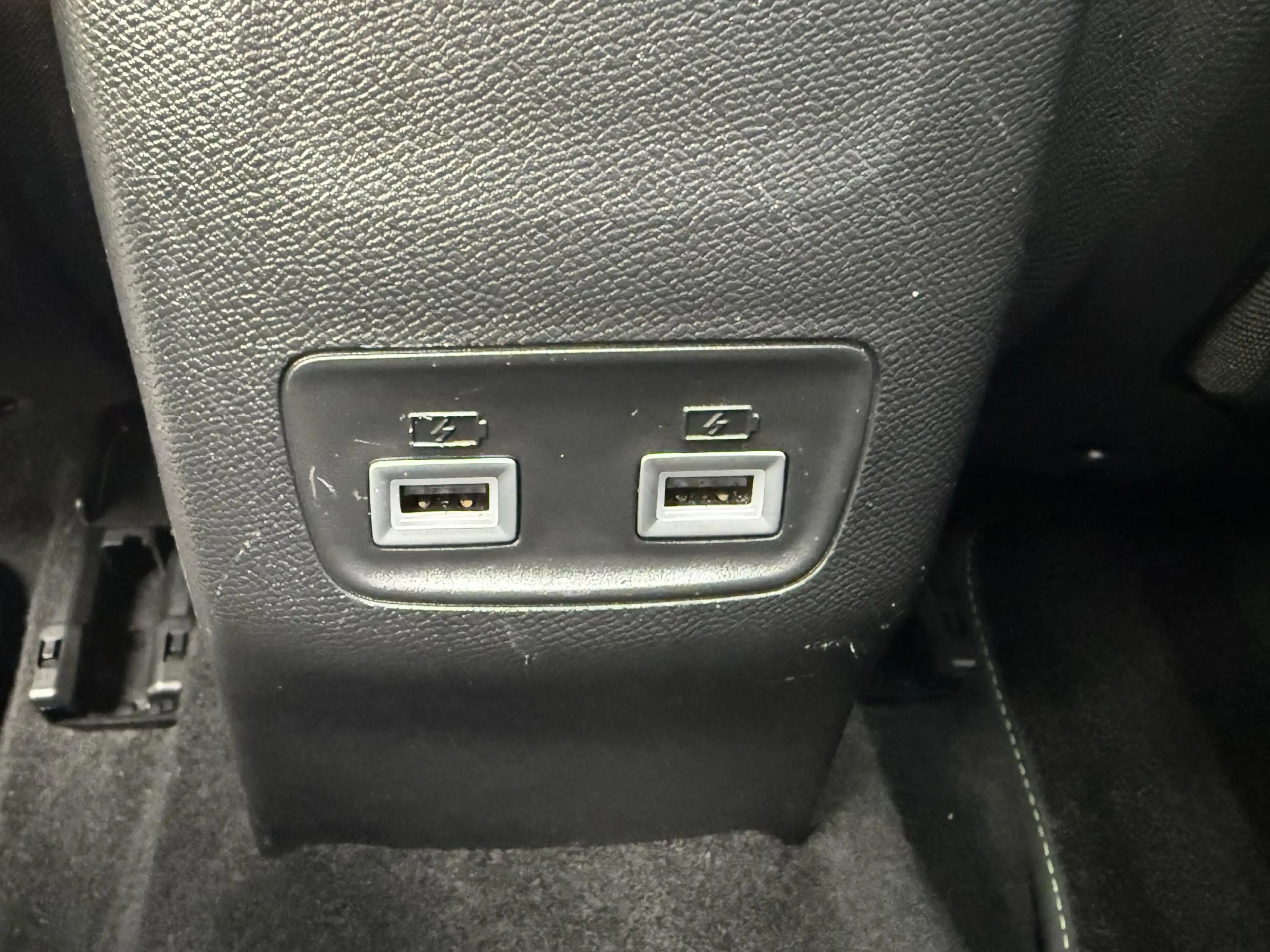 Peugeot e-2008 EV GT Pack 50 kWh | Panoramadak | Navigatie | ECC — photo 29