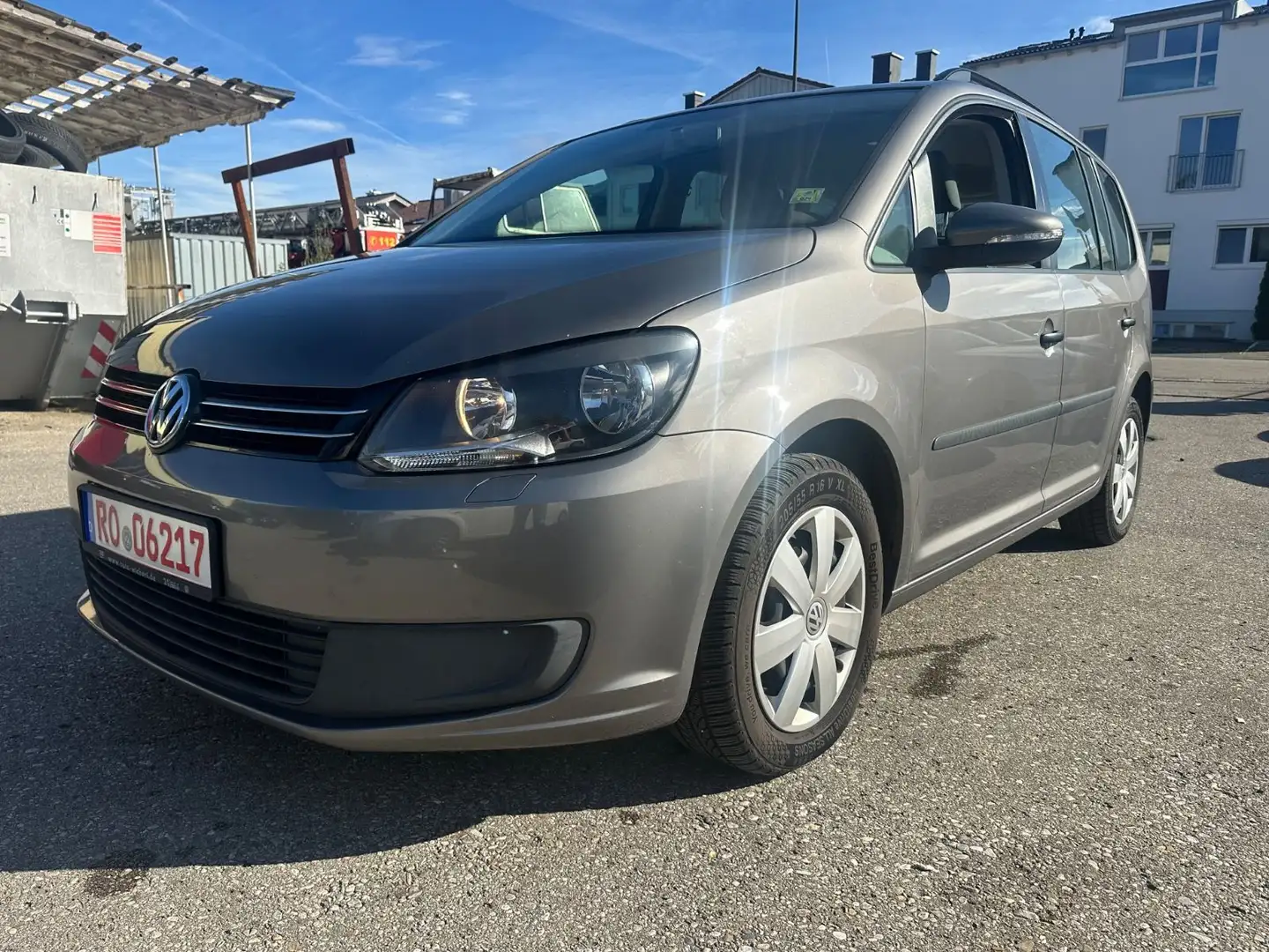 Volkswagen Touran Trend TÜV*TEMP*AUT*NAVI*SHZ Grau - 1