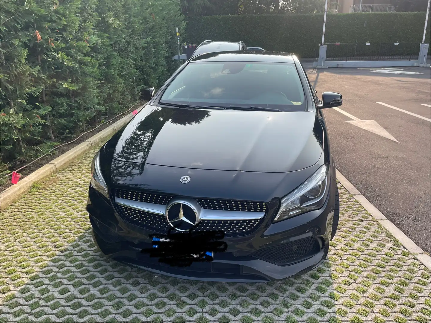 Mercedes-Benz CLA 200 premium amg 4 matic - 2