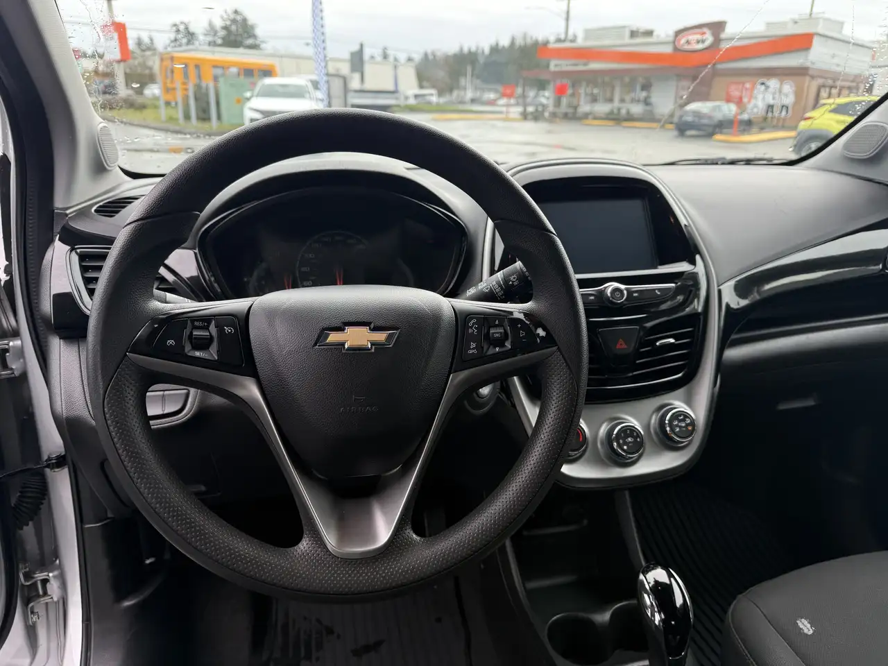 Chevrolet Spark снимка Chevrolet Spark