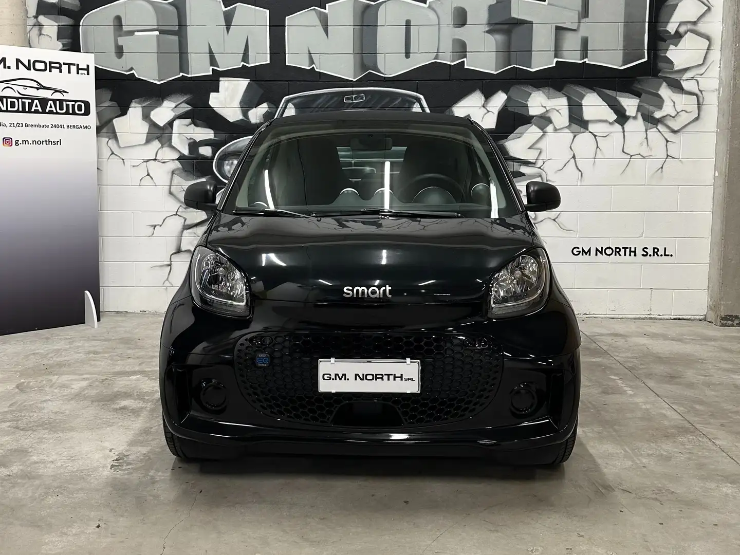 smart forTwo Fortwo eq Edition One 22kW Černá - 1
