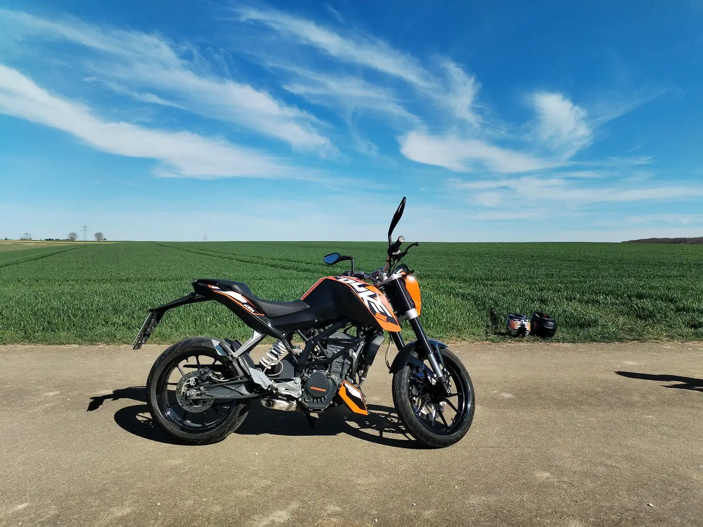 KTM 200 Duke Naranja - 1