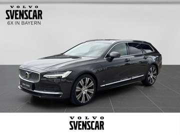 Ultimate Bright T8 AWD Rech. Luftfahrwerk HarmanKa