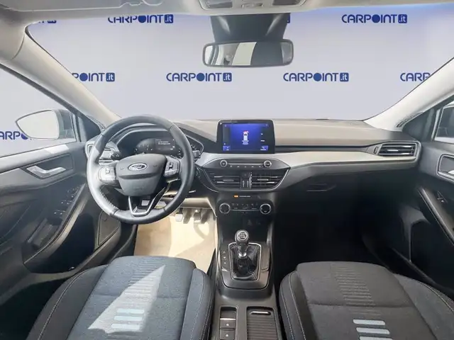Ford Focus view 10
