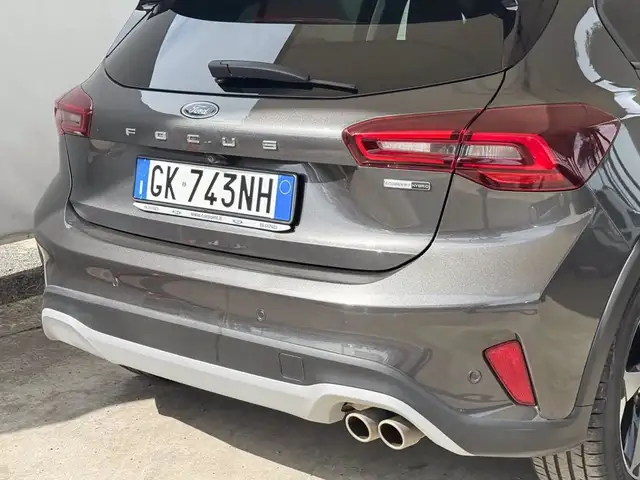 Ford Focus view 17