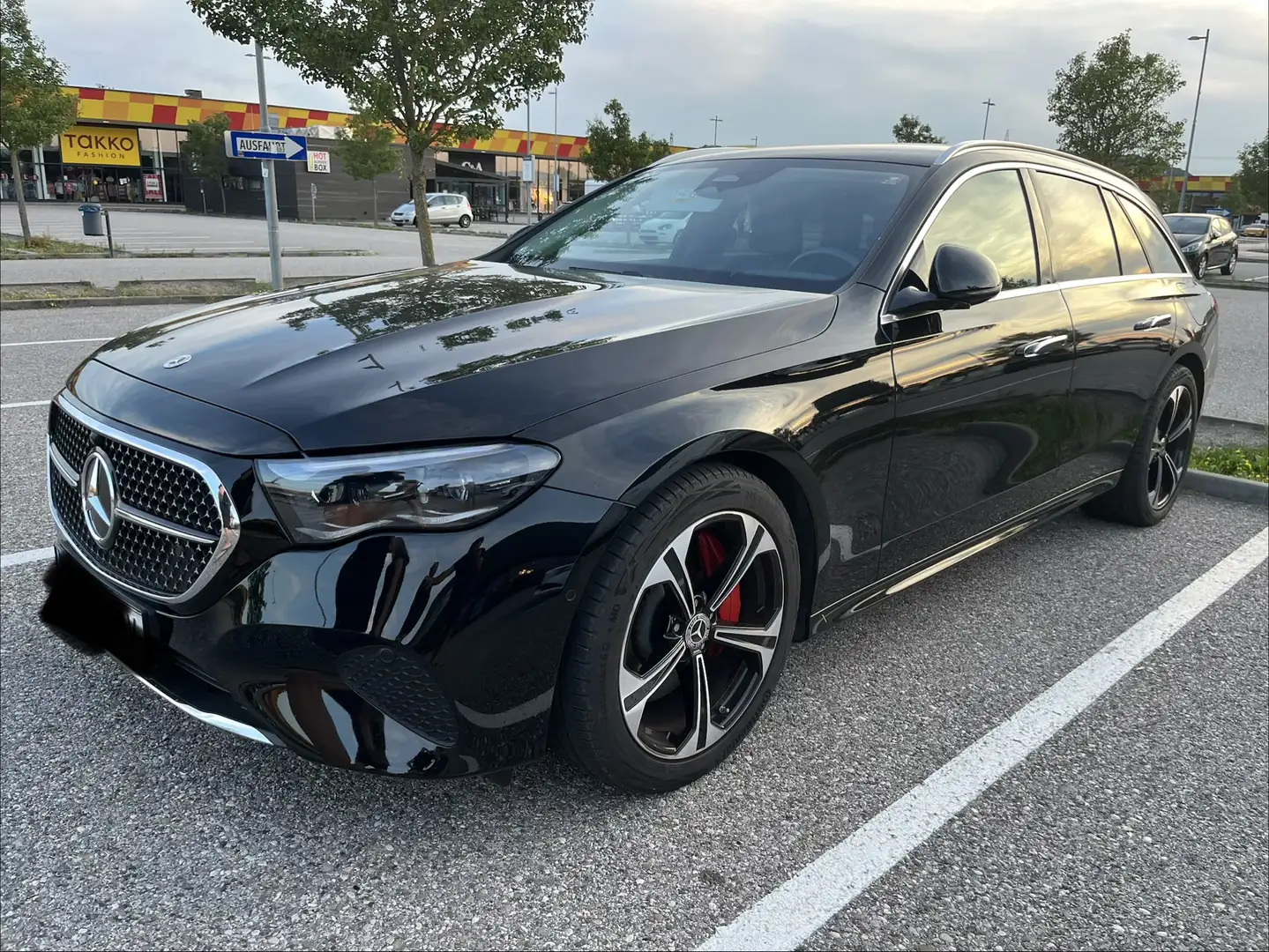 Mercedes-Benz E 300 300e PHEV T Austria Edition Aut./DİGİ/PHEV/Memory Schwarz - 1
