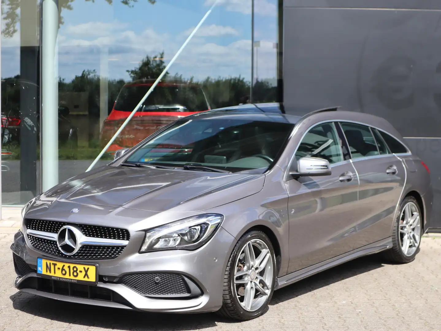 Mercedes-Benz CLA 200 Shooting Brake Ambition Trekhaak | Navigatie | Lic Grijs - 1