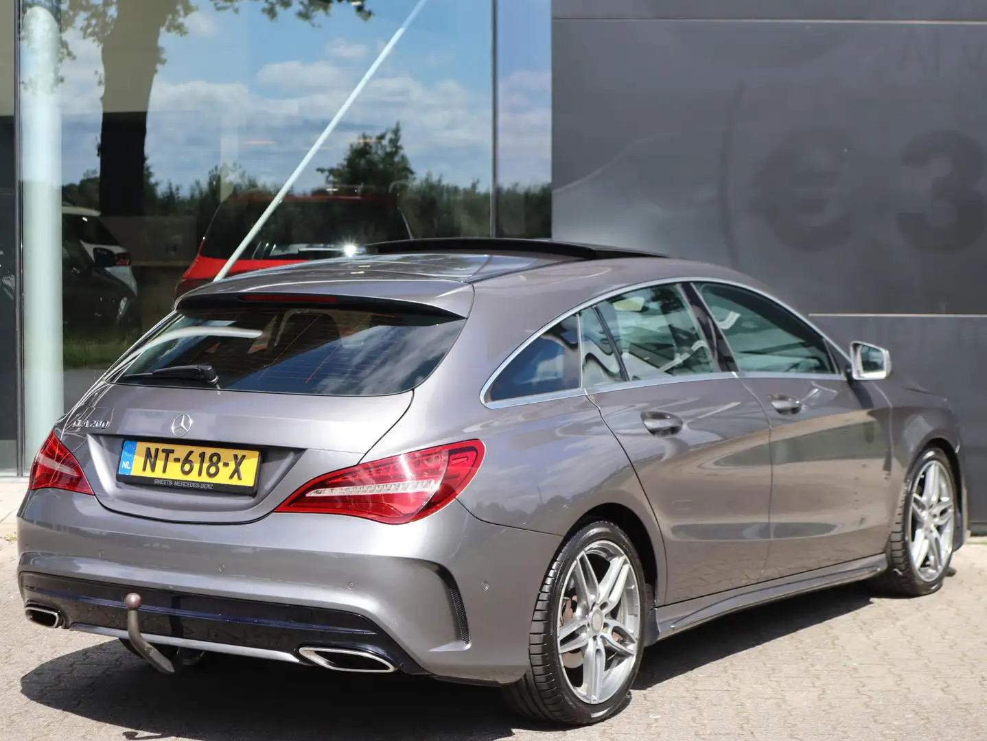 Mercedes-Benz CLA 200 Shooting Brake Ambition Trekhaak | Navigatie | Lic Grijs - 2