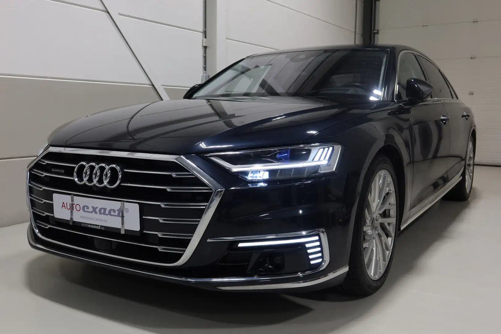 Audi A8 60 TFSI e quattro I S-Line I Pro Line Plus I Lang Blauw - 1