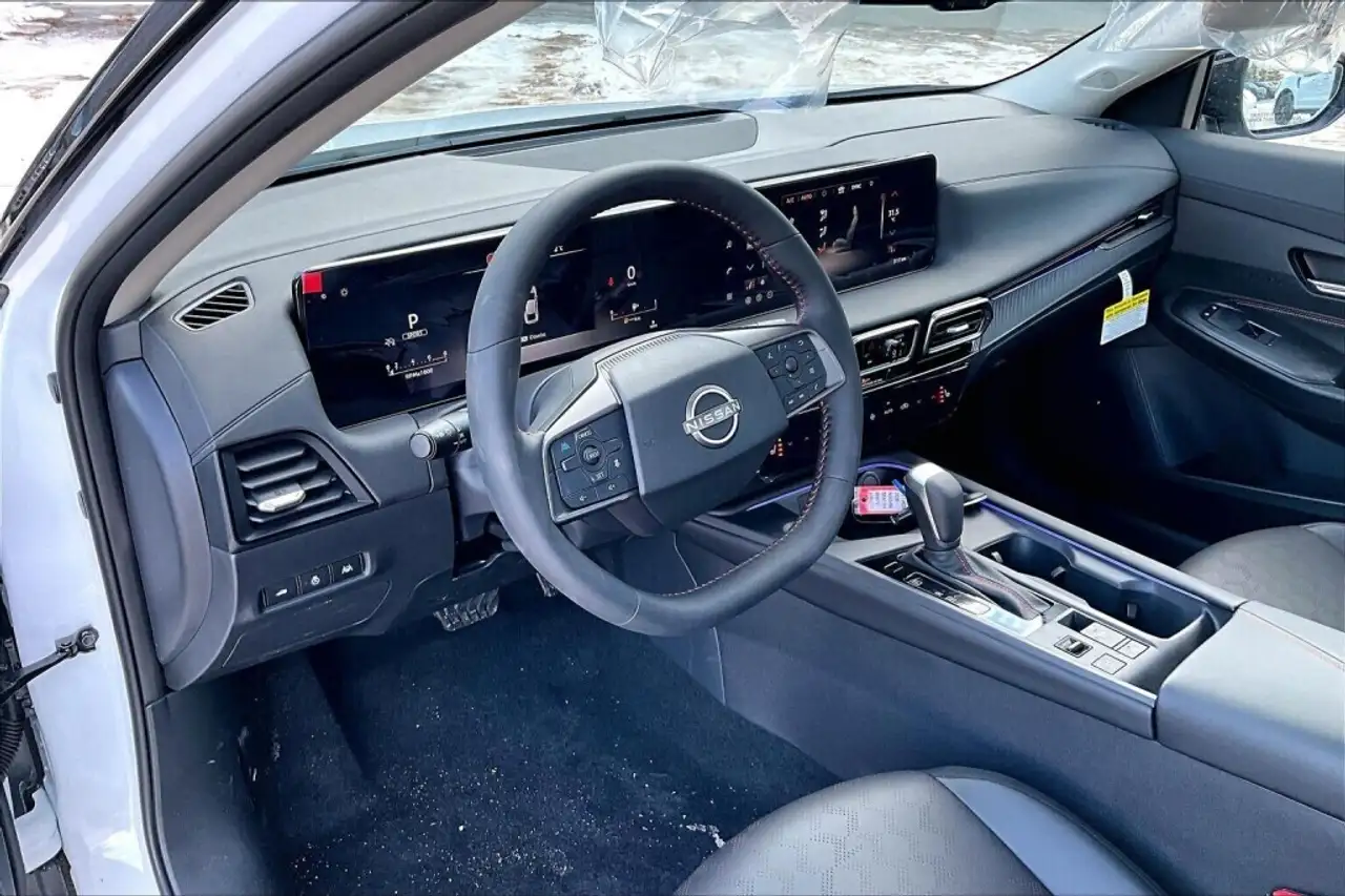 Nissan Sentra снимка Nissan Sentra