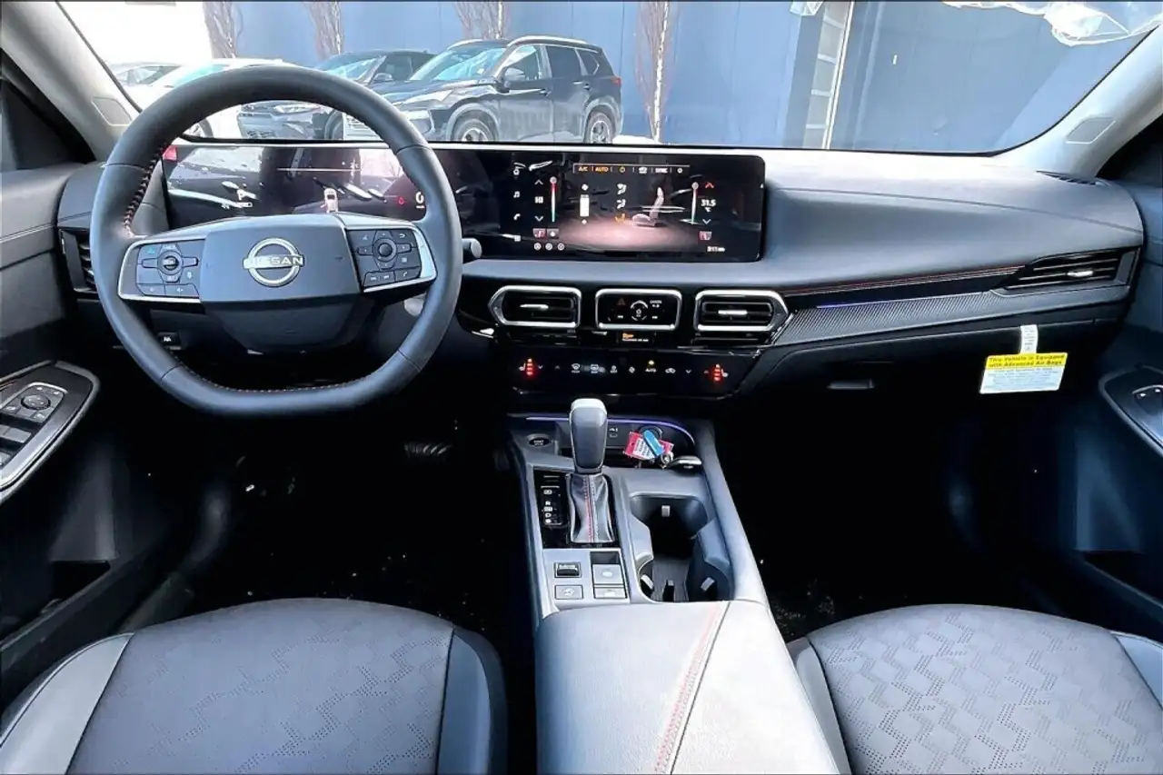 Nissan Sentra снимка Nissan Sentra
