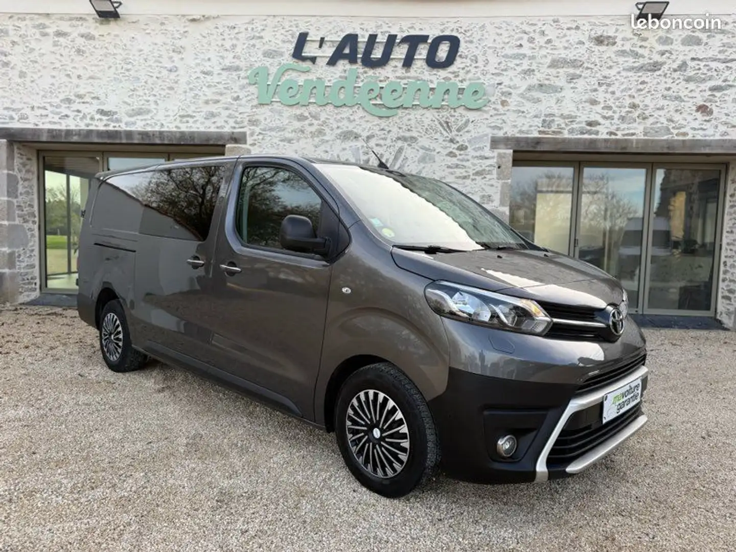 Toyota Proace Cabine Approfondie Long 2.0 D-4D 180ch BVA Business 19 575HT Gris - 1