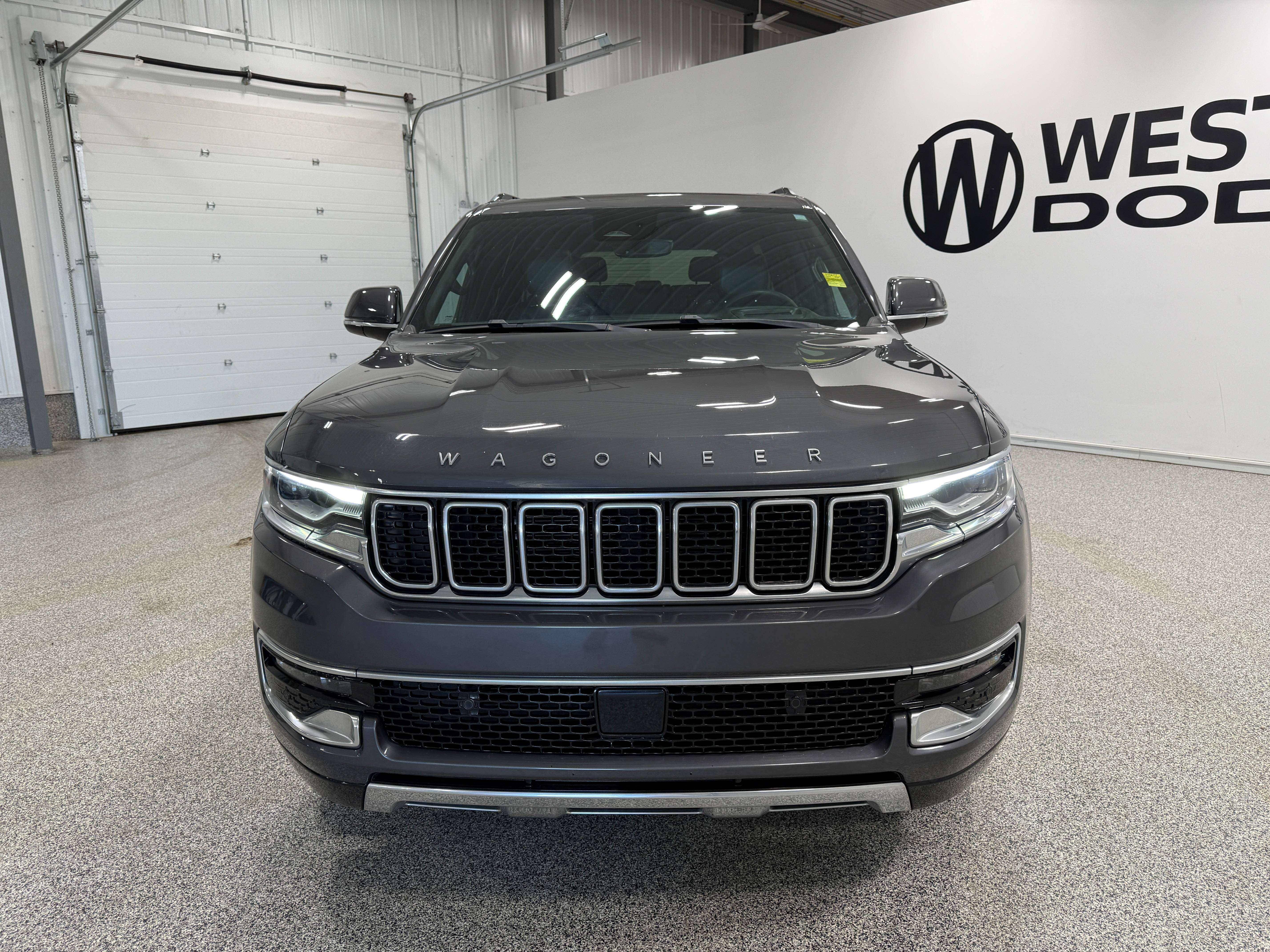 2022 Jeep Wagoneer 4WD