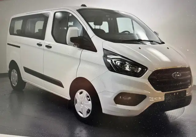 Ford Tourneo Custom L1H1 2.0 130cv 9 POSTI