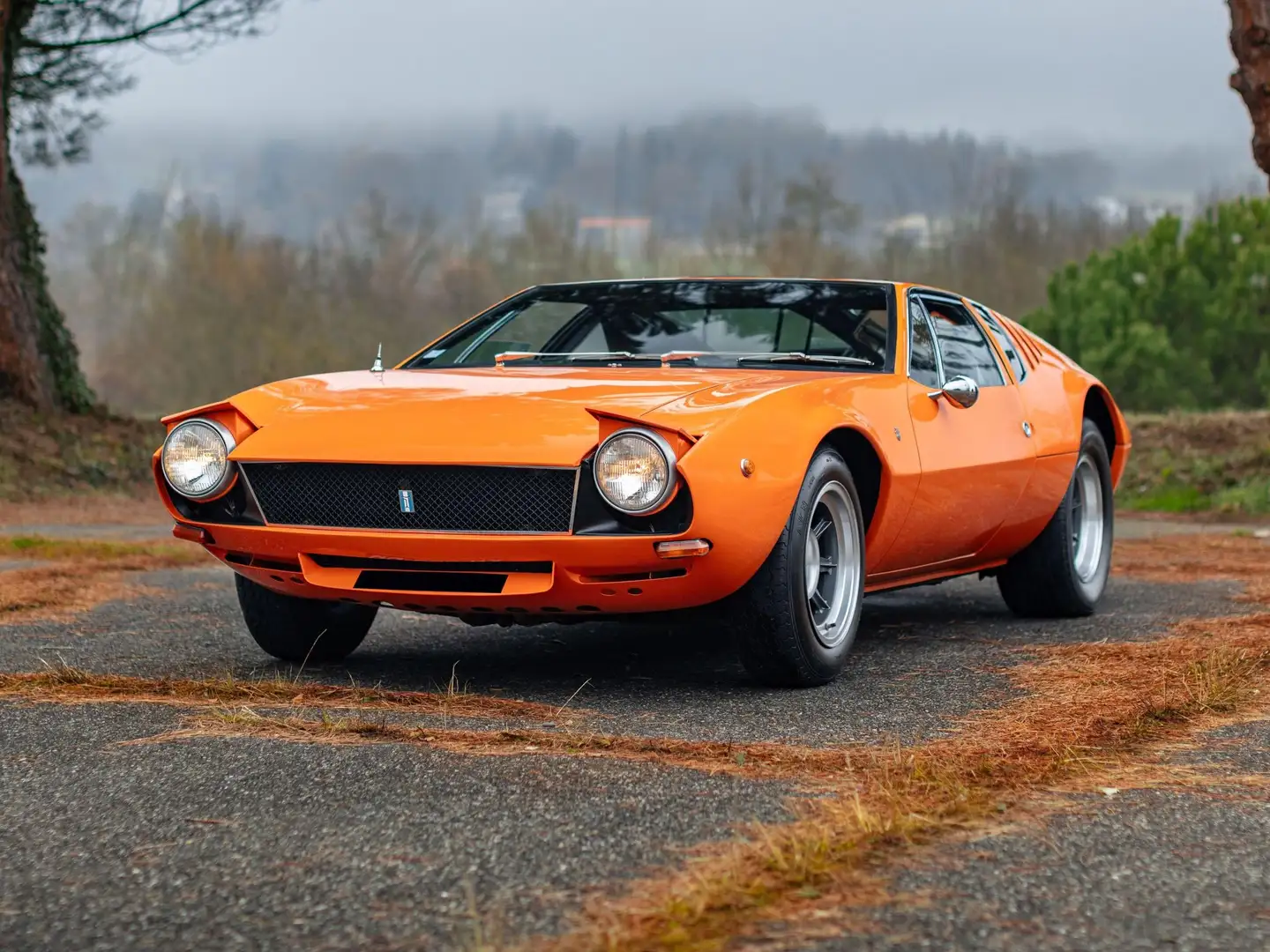De Tomaso Mangusta Coupé ; 2 Portes ; V8 ; 5 Vitesse ; Orange - 1