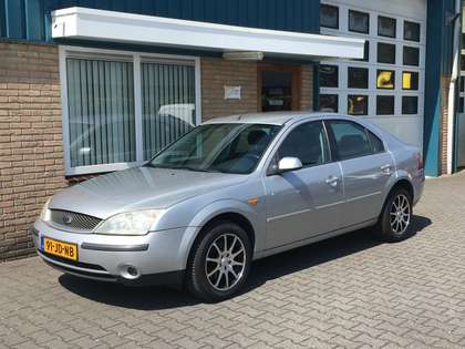 Ford Mondeo 1.8-16V Trend